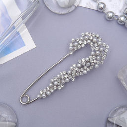 Булавка «Жемчужная россыпь» со стразами, 7.5 см, белая в серебре