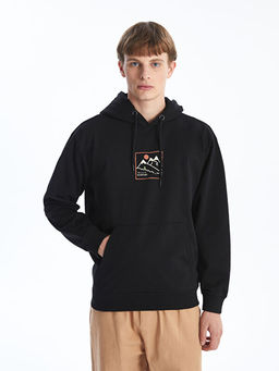 Uzun Kollu Bask?l? Erkek Hoodie