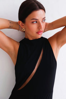 Комбинезон чёрный с вырезом - Martichelli фото 21