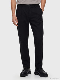 Regular Fit Erkek Pileli Pantolon