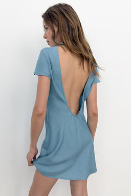 VESTIDO MINI ESPALDA DESCUBIERTA / Azul claro - Zara фото 5