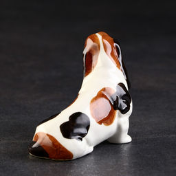 Фигурка фарфоровая «Бассет-хаунт», 7 см, авторская роспись