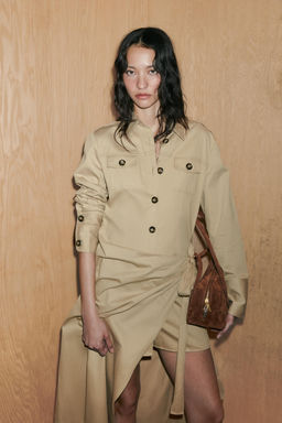 VESTIDO MIDI SARGA TRABILLAS / Arena - Zara фото 2