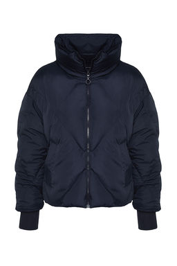 TRENDYOLMILLA Siyah Oversize Su Itici Sisme Kapitone Mont TWOAW24MO00146 фото 22