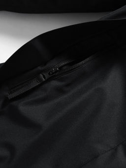 Парка зимняя подростковая для девочки с капюшоном и мехом черного цвета 9536Ch