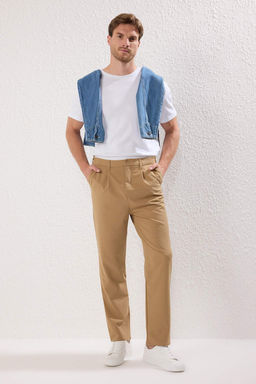 TRENDYOL MAN Siyah Wideleg Baggy Rahat Kal?p Dokuma Kumas Pantolon TMNSS25PL00009