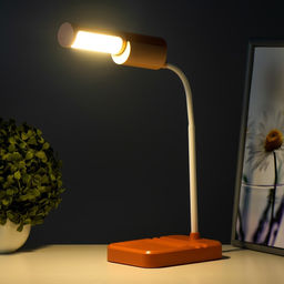 Настольная лампа «Лансер» LED 3.5 Вт USB АКБ красно-розовый 11×15×45 см RISALUX