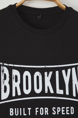TRENDYOL MAN Siyah Oversize/Genis Kesim Araba Bask?l? %100 Pamuklu T-Shirt TMNSS25TS00159 - Trendyolmilla фото 5