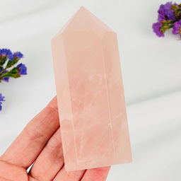 Кристалл из Розового кварца