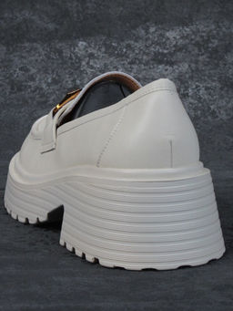 03-PDAG52-2 BEIGE Лоферы женские (натуральная кожа)