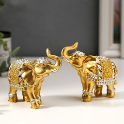 Цена за 2 шт. Фигурка полистоун «Золотой слон в зеркальной попоне», 8.5×9.2×3.7 см, МИКС