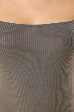 Trendyolmilla Antrasit Kare Yaka Fitted/Vucuda Oturan Orme Bluz TWOSS25BZ00370