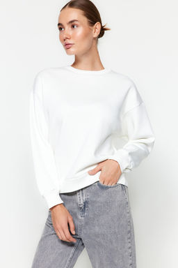 Ekru Kal?n Ici Polarl? Regular/Normal Kal?p Bisiklet Yaka Basic Orme Sweatshirt TWOAW24SW00101