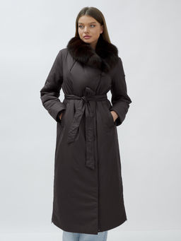 Пальто зимнее женское с мехом песец люкс класса темно-коричневого цвета 5071TK - Mtforce фото 13