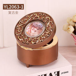 Шкатулка музыкальная / YL2063-1 /уп 72/