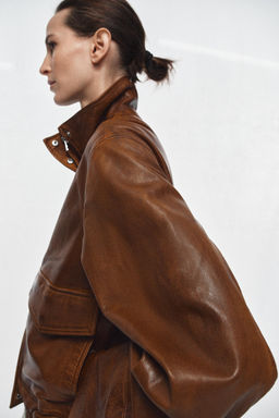 100% LEATHER BOMBER JACKET ZW COLLECTION LIMITED EDITION - Zara фото 4