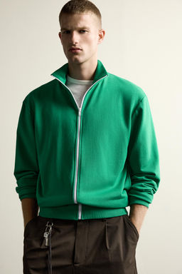SUDADERA RELAXED FIT CREMALLERA CONTRASTE / Verde vigor? - Zara фото 5