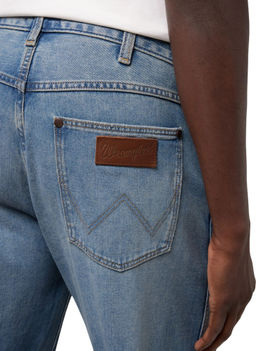 Джинсы мужские