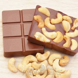 Шоколад молочный Жареный кешью и ваниль