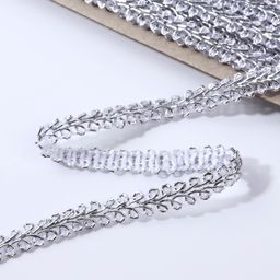 Тесьма декоративная «Шанель», 8 мм, 10±1 м, цвет серебряный