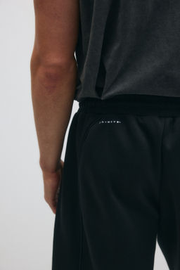 Pantal?n corto de deporte con DryMove Loose Fit - H&m фото 7