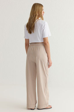 TRENDYOLMILLA Mavi Beli Lastikli Cizgili Wide Leg/Genis Paca Dokuma Pantolon TWOSS25PL00009  фото 5