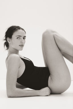 Body tanga con copas acolchadas Seamless - H&m фото 9