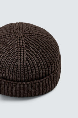 SHORT KNIT BEANIE - Zara фото 5