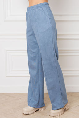 Костюм замшевый брючный 43043