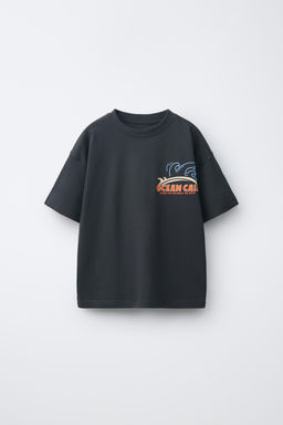 CAMISETA ESTAMPADO OLAS / Gris antracita