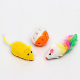 Набор игрушек для кошек: 2 мыши: 5/6 см, шарик 3.8 см, цвет МИКС