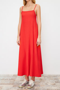 K?rm?z? Ayarlanabilir Ask?l? Kare Yaka A-Line Burumcuk/Dokulu Orme Maxi Elbise TWOSS24EL00060