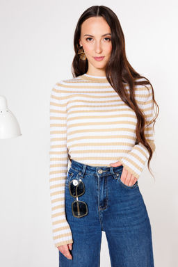 Джемпер KOKOdea 21-026 бело-бежевый