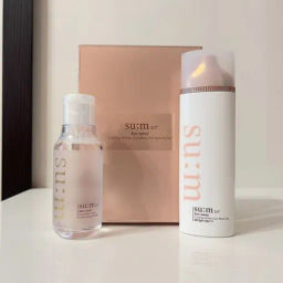 Крем солнцезащитный охлаждающий в наборе SU:M37 Sun-Away Cooling Watery Sun Block AD Special Set, Sun Block 100ml+Cleansing Water 100ml