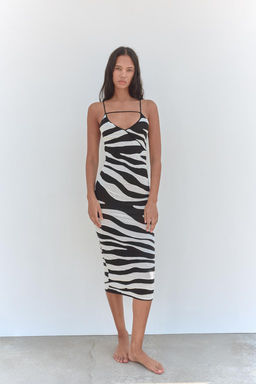 CREASED-EFFECT KNIT DRESS