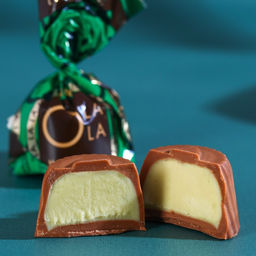 Подарочный набор 23 февраля: кофе молотый со вкусом лесного ореха 50 г, конфеты с вафельной крошкой 100 г. - Фабрика счастья фото 2