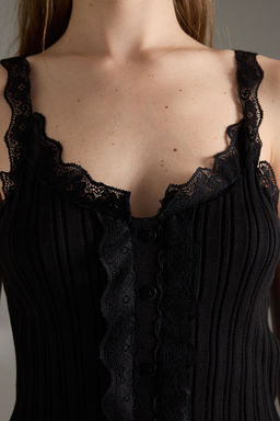 Siyah Dantel Detayl? Triko Ince Bluz TWOSS25BZ00177