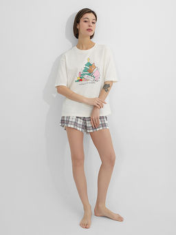 КОМПЛЕКТ ЖЕНСКИЙ (ДЖЕМПЕР, ШОРТЫ)