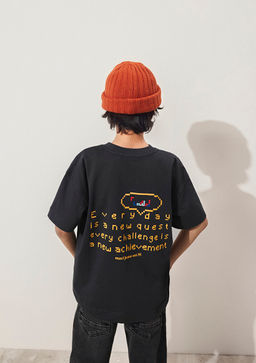 Bask?l? Antrasit Tisort