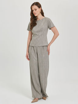 Блузка с цельнокроеным рукавом