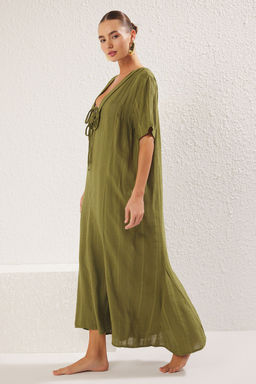 Haki Dokuma Baglama Detayl? Maxi Plaj Elbise TBESS25EL00022