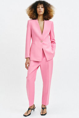 BLAZER ENTALLADA SIN SOLAPA / Rosa