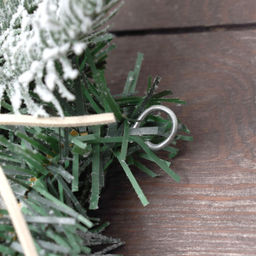 Гирлянда новогодняя хвойная «Зимнее волшебство. Сюрприз» 60×23 см, жёлтая