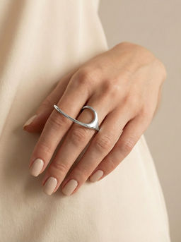 Стильное кольцо на два пальца
