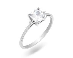 Кольцо из серебра куб.циркон., В10-0251