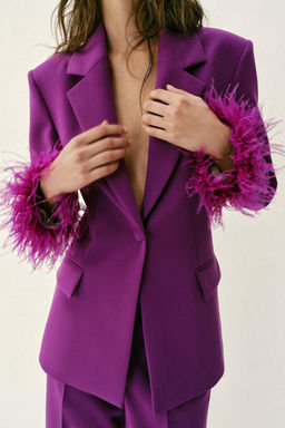 BLAZER HOMBRERAS PU?O PLUMAS / P?rpura - Zara фото 4