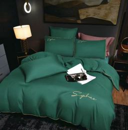 КПБ Candies однотонный с вышивкой на резинке по кругу CANOVR020 2 спальный