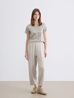 Bisiklet Yaka Leopar Desenli Kad?n Ti??rt