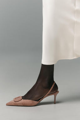 SLINGBACK SHOES WITH PIECE DETAIL
