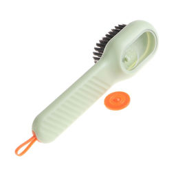 Цена за 2 шт. Щетка для чистки салона с дозатором